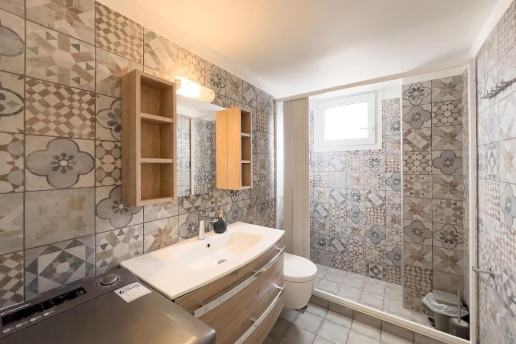 Radiant In Centre Apartment Athens