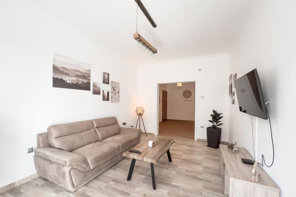 Apartment Radiant In Centre Athens